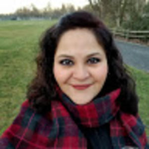 Meet your Posher, Queen